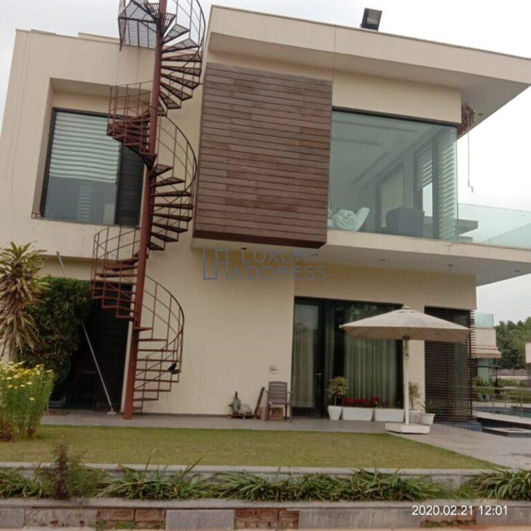 5BHK Semi-Furnished Farmhouse Rent Ansal Villas, Delhi