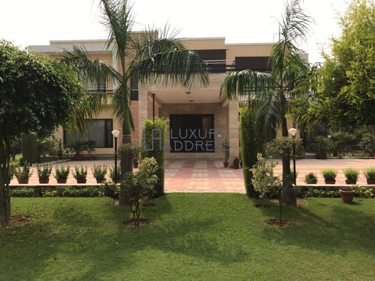 4BHK Furnished Farmhouse For Rent in DLF Chattarpur, Delhi