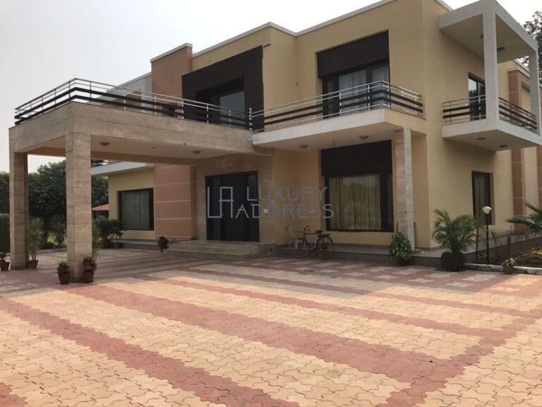 4BHK Furnished Farmhouse For Rent in DLF Chattarpur, Delhi