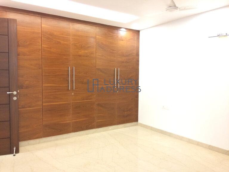 Rent 3BHK Luxury Apartments in Defence Colony, South Delhi - Luxury Address