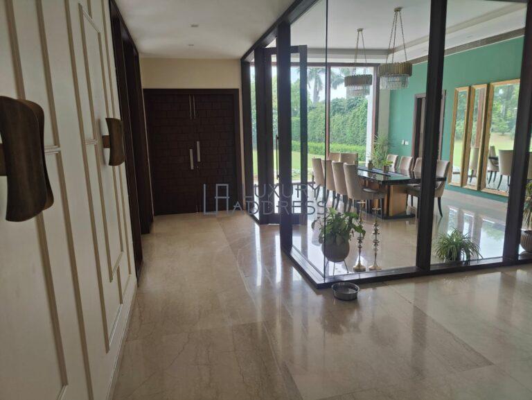 Rent 5BHK Luxury Farmhouse in Radhey Mohan Drive, Delhi