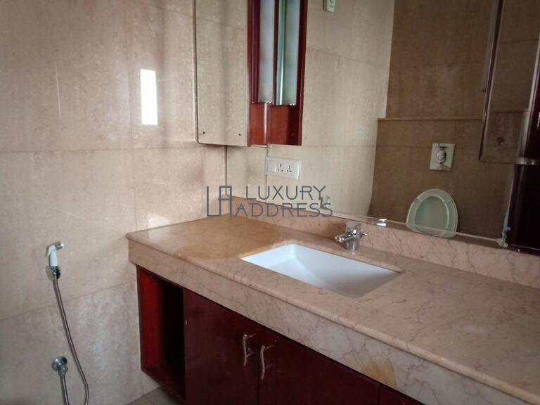 Spacious 3BHK Semi-Furnished Apartment Rent Golf Links, South Delhi - Luxury Address