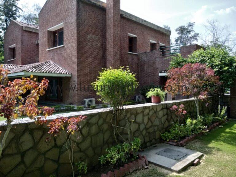 4bhk-rental-farmhouse-in-sultanpur-delhi