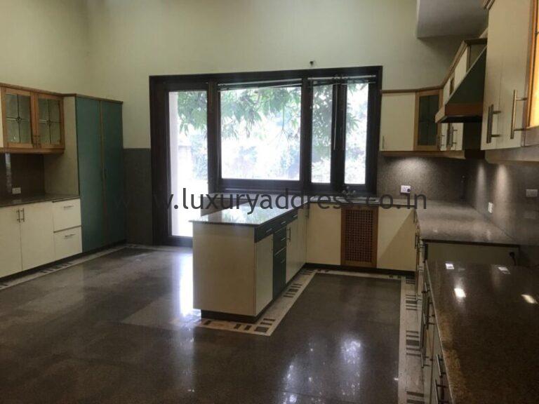 5BHK Rental Farmhouse Westend Greens Delhi - Luxury Address