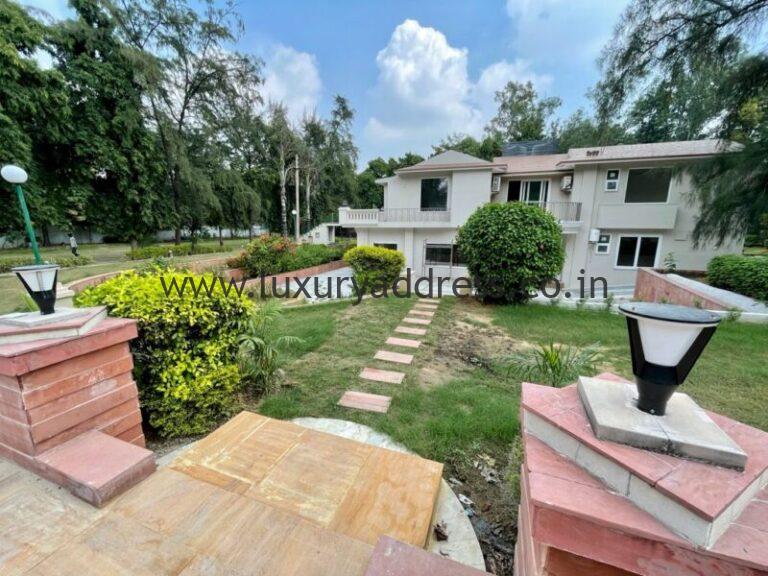 Luxury 4BHK Farmhouse for Rent in Pushpanjali Farms - Luxury Address