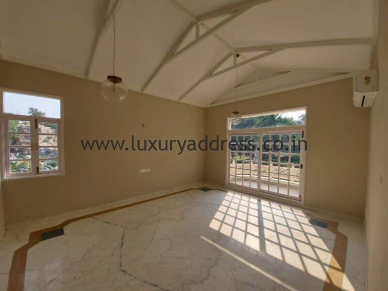 Rent Luxury 5BHK Farmhouse in Bandh Road Delhi - Luxury Address