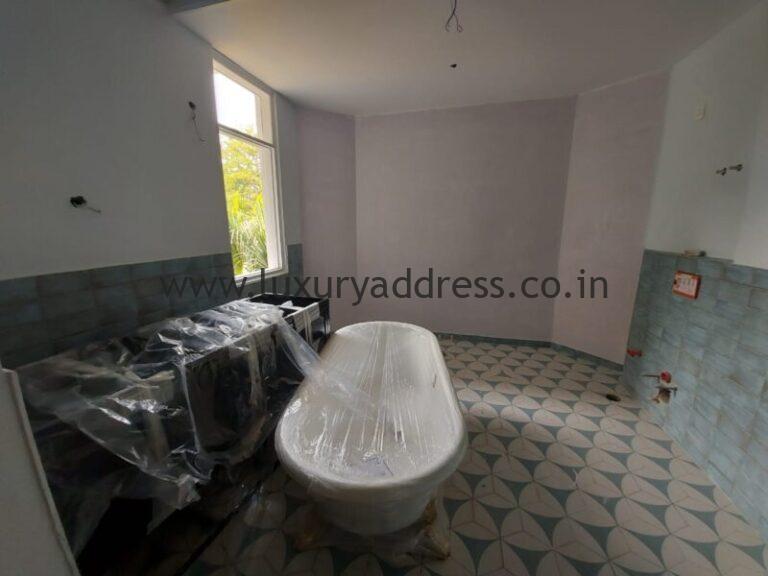 Rent Luxury 5BHK Farmhouse in Bandh Road Delhi - Luxury Address