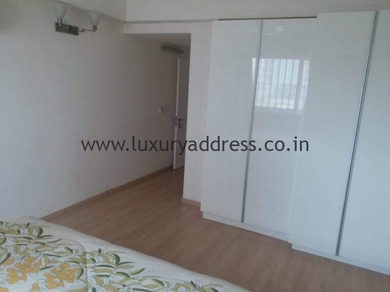 Rent 3BHK Furnished Flats DLF Park Place, Gurugram - Luxury Address